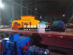 雙齒輥破碎機(jī)如何排料才能不堵料？